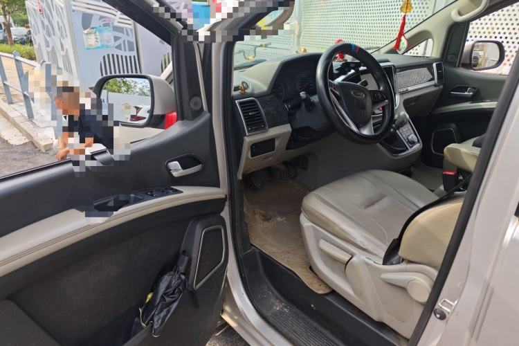 Used JAC Refine M4 2017 1.9T Diesel Manual Luxury Smart Model Driver Seat