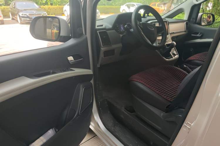 Used JAC Refine M4 2017 2.0T Manual Comfort Version Driver Seat