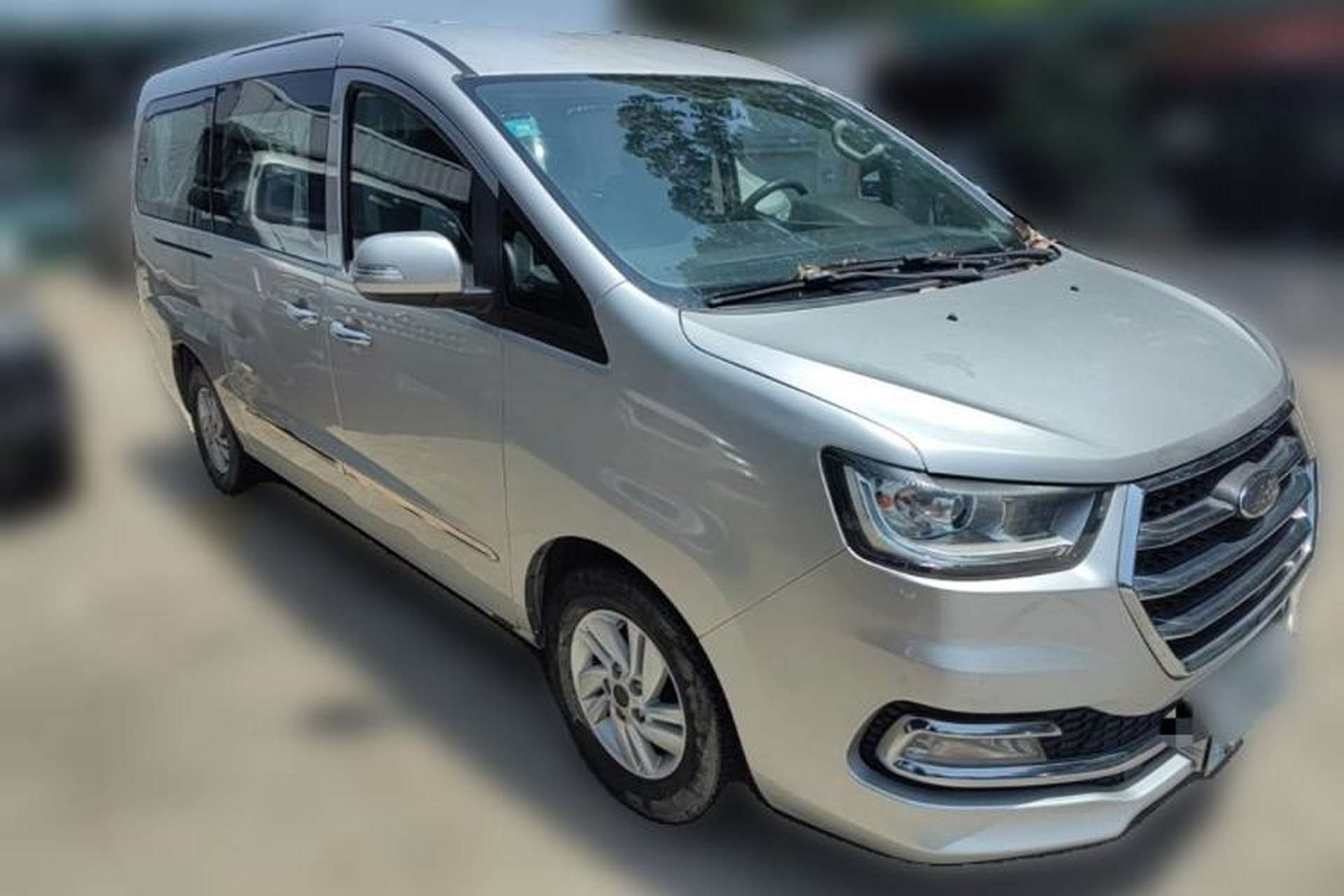 Used JAC Refine M4 2017 1.9T Diesel Manual Comfort Model Front Right 45 Deg