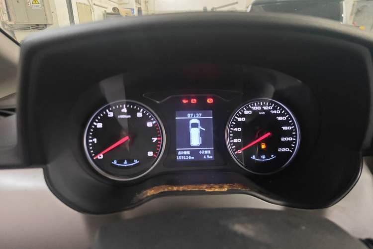 Used JAC Refine M4 2017 2.0T Manual Luxury Version Instrument Cluster