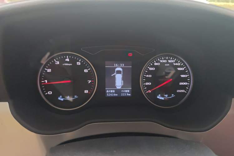 Used JAC Refine M4 2017 2.0T Manual Comfort Version Instrument Cluster