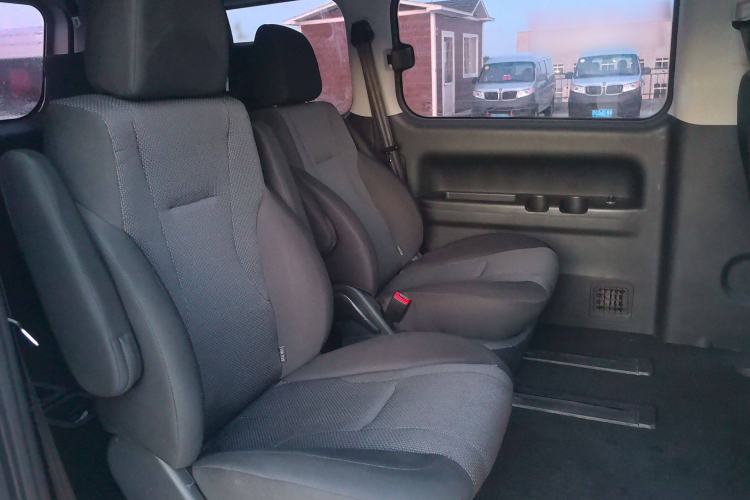 Used JAC Refine M4 2017 2.0T Manual Comfort Version Interior 1