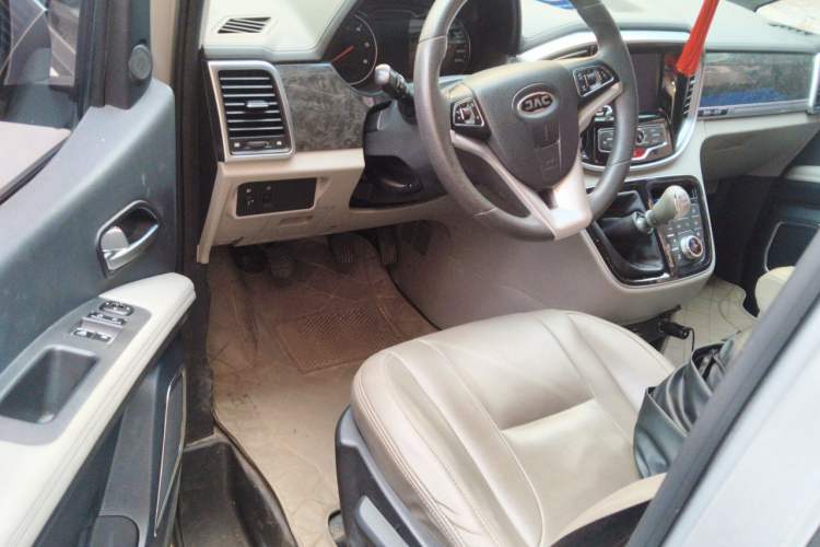 Used JAC Refine M4 2017 1.9T Diesel Manual Luxury Model Interior 3