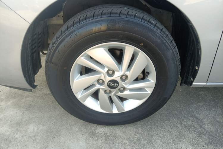 Used JAC Refine M4 2017 1.9T Diesel Manual Luxury Model Left Front Wheel Hub
