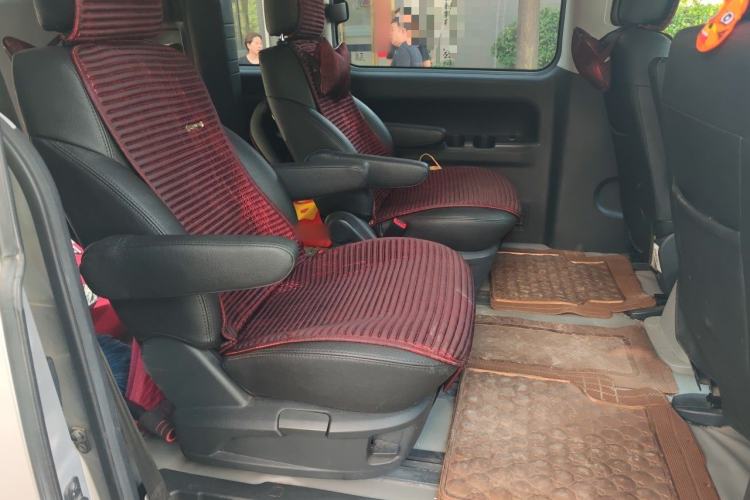 Used JAC Refine M4 2017 2.0T Manual Comfort Version Left Rear Seat