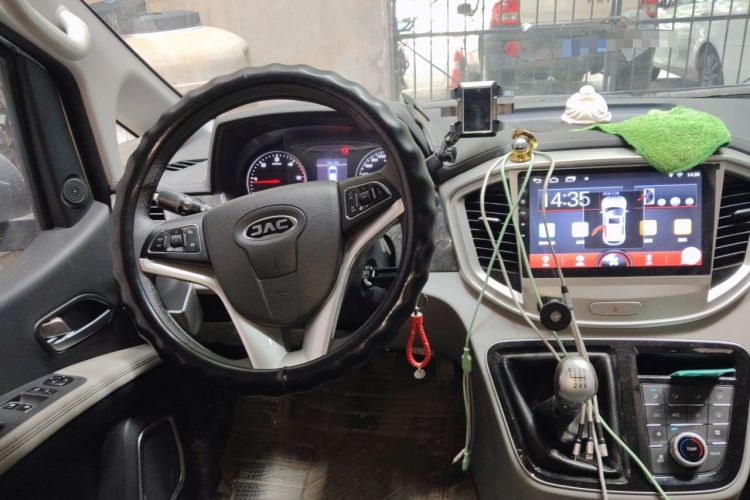 Used JAC Refine M4 2017 1.9T Diesel Manual Luxury Smart Model Steering Wheel