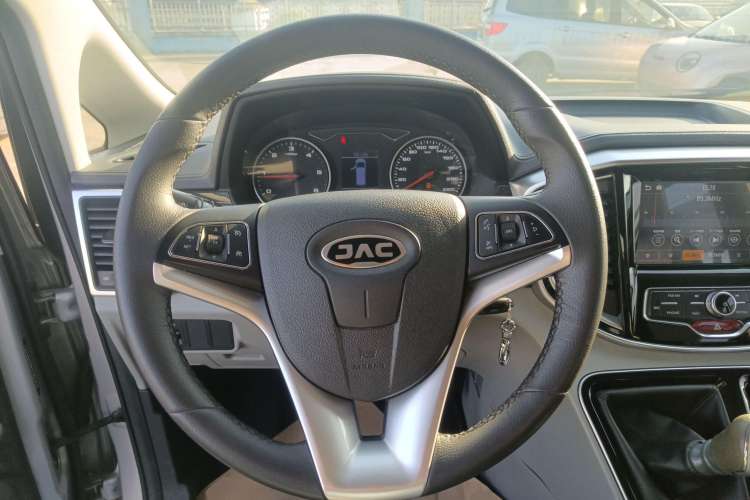 Used JAC Refine M4 2017 1.9T Diesel Manual Luxury Model Steering Wheel