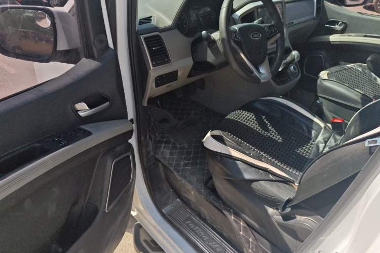 Used JAC Refine M4 2017 2.0T Manual Comfort Version Driver Seat
