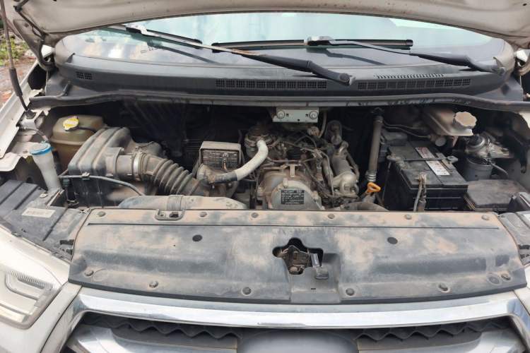 Used JAC Refine M4 2017 1.9T Diesel Manual Comfort Model Engine Bay