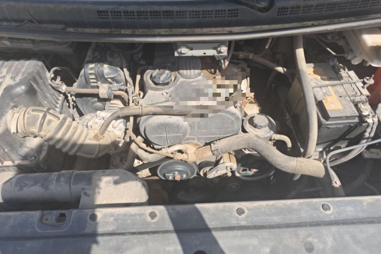 Used JAC Refine M4 2017 2.0T Manual Comfort Version Engine Bay