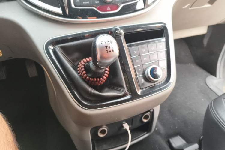 Used JAC Refine M4 2017 1.9T Diesel Manual Luxury Model Gear Lever