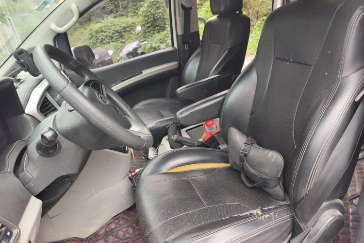 Used JAC Refine M4 2017 1.9T Diesel Manual Comfort Model Left Front Seat