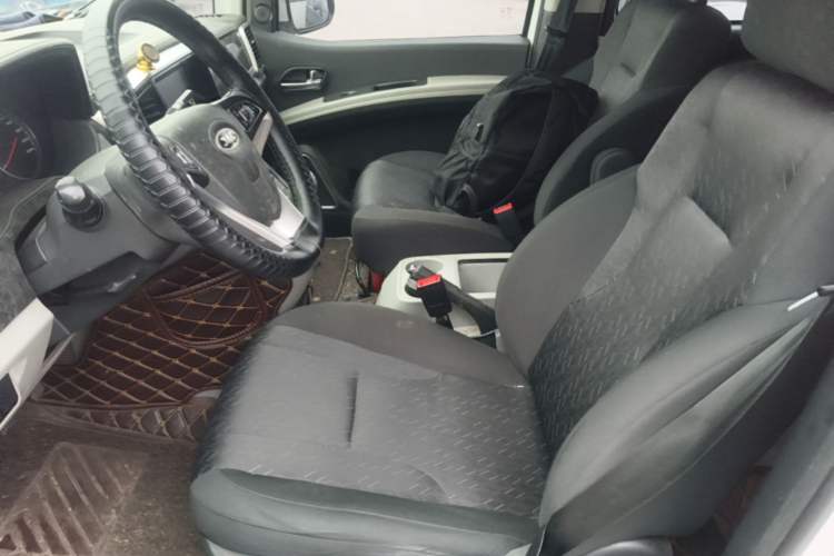 Used JAC Refine M4 2017 2.0T Manual Luxury Version Left Front Seat