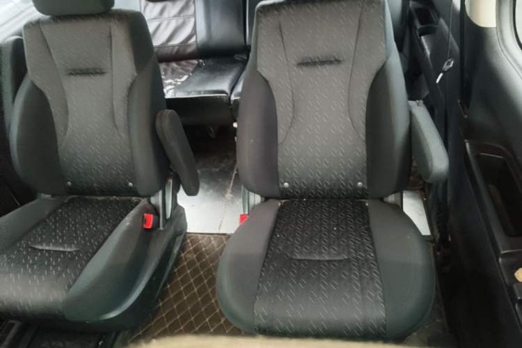 Used JAC Refine M4 2017 2.0T Manual Luxury Version Left Rear Seat