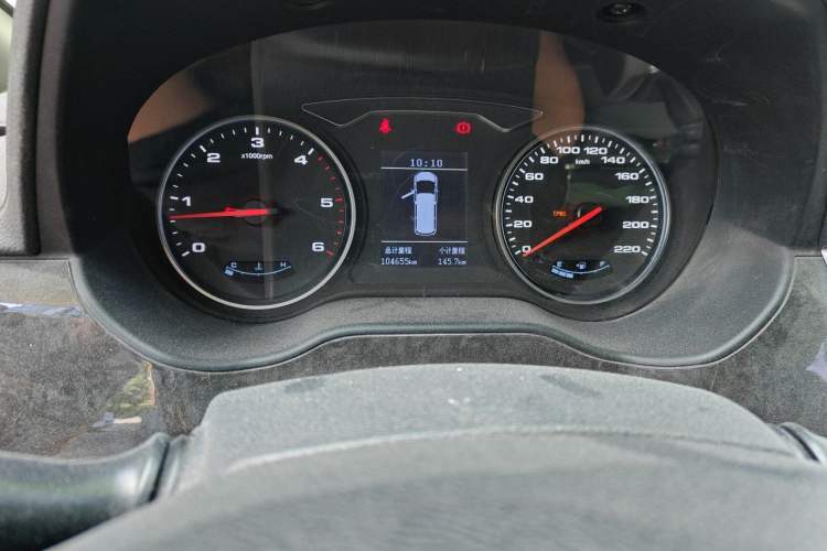Used JAC Refine M4 2017 1.9T Diesel Manual Luxury Model Odometer Close Up