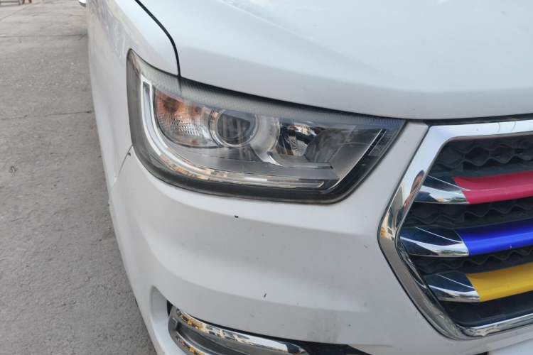 Used JAC Refine M4 2017 1.9T Diesel Manual Luxury Model Right Front Headlight