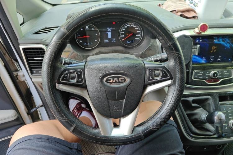Used JAC Refine M4 2017 1.9T Diesel Manual Luxury Model Steering Wheel
