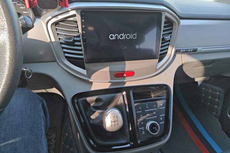 Used JAC Refine M4 2018 2.0L Manual Express Version Audio And AC Panel