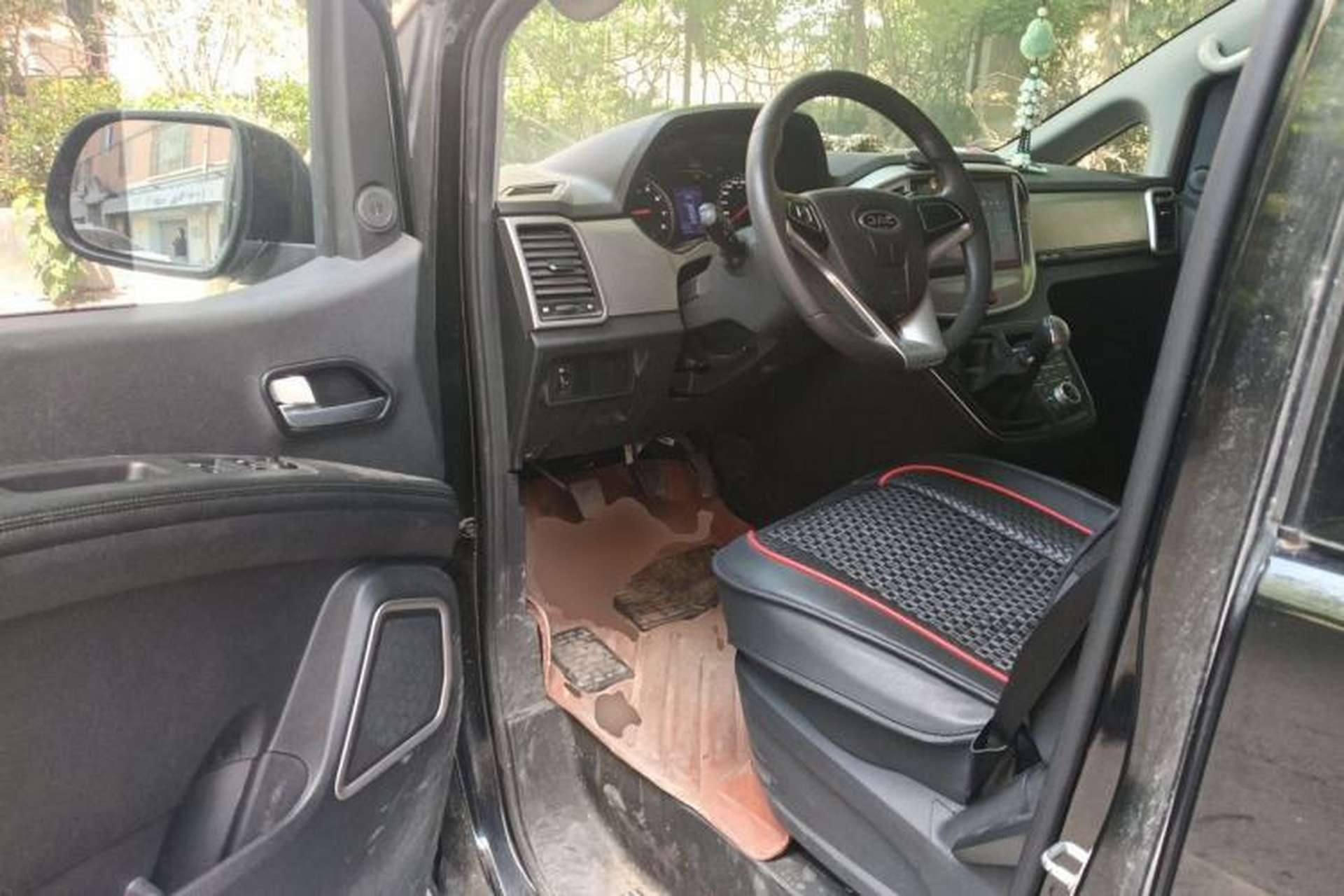 Used JAC Refine M4 2018 2.0L Manual Express Version Driver Seat