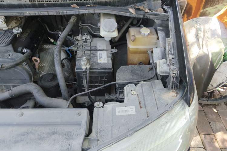 Used JAC Refine M4 2018 2.0L Manual Express Version Engine Bay Left