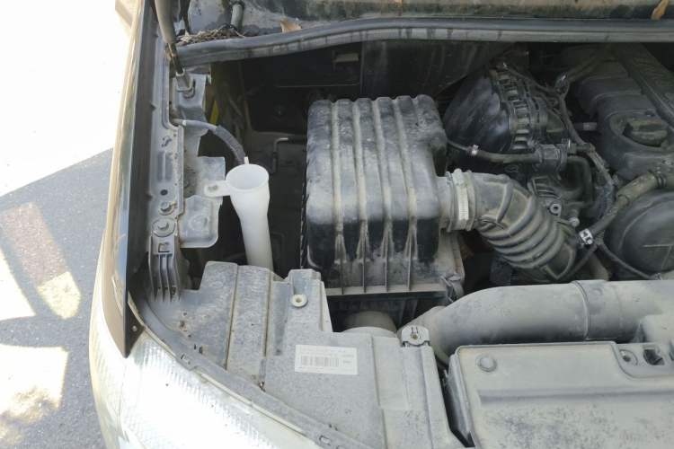 Used JAC Refine M4 2018 2.0L Manual Express Version Engine Bay Right