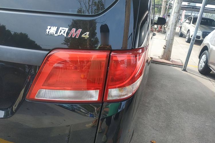 Used JAC Refine M4 2018 2.0L Manual Express Version Exterior 6