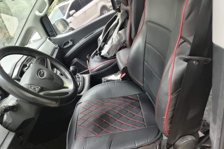 Used JAC Refine M4 2018 2.0L Manual Express Version Left Front Seat