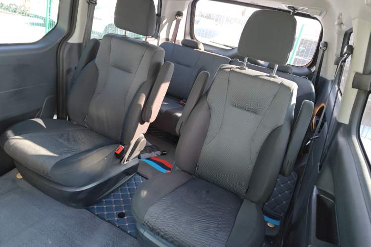 Used JAC Refine M4 2018 2.0L Manual Express Version Left Rear Seat