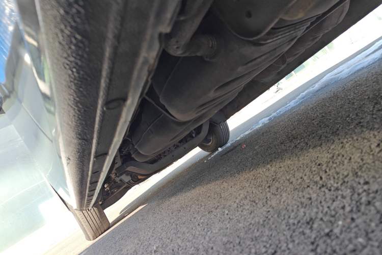 Used JAC Refine M4 2018 2.0L Manual Express Version Left Side Sill