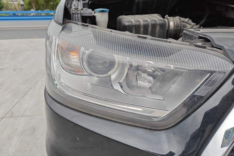 Used JAC Refine M4 2018 2.0L Manual Express Version Right Front Headlight