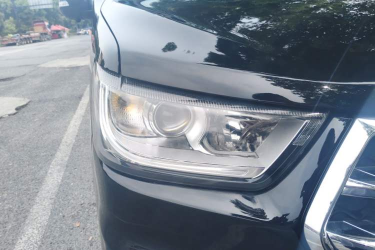 Used JAC Refine M4 2018 2.0T DCT Executive Edition Right Front Headlight