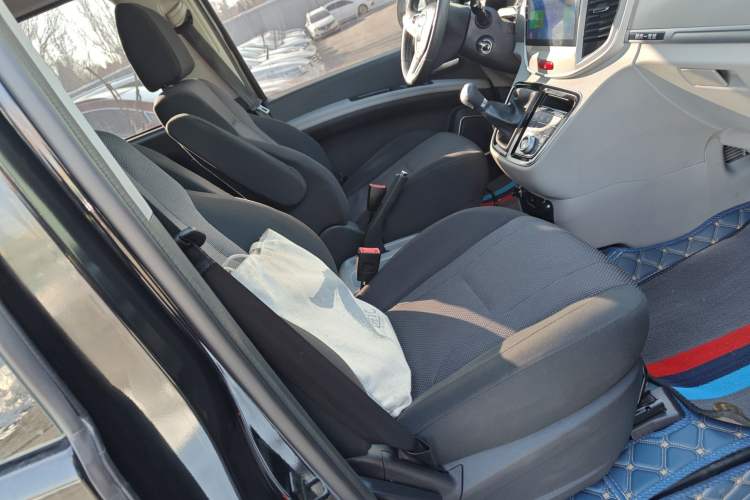 Used JAC Refine M4 2018 2.0L Manual Express Version Right Front Seat