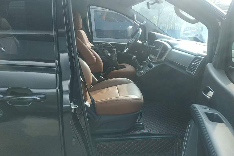 Used JAC Refine M4 2018 2.0L Manual Express Version Right Front Seat