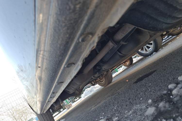 Used JAC Refine M4 2018 2.0L Manual Express Version Right Side Sill