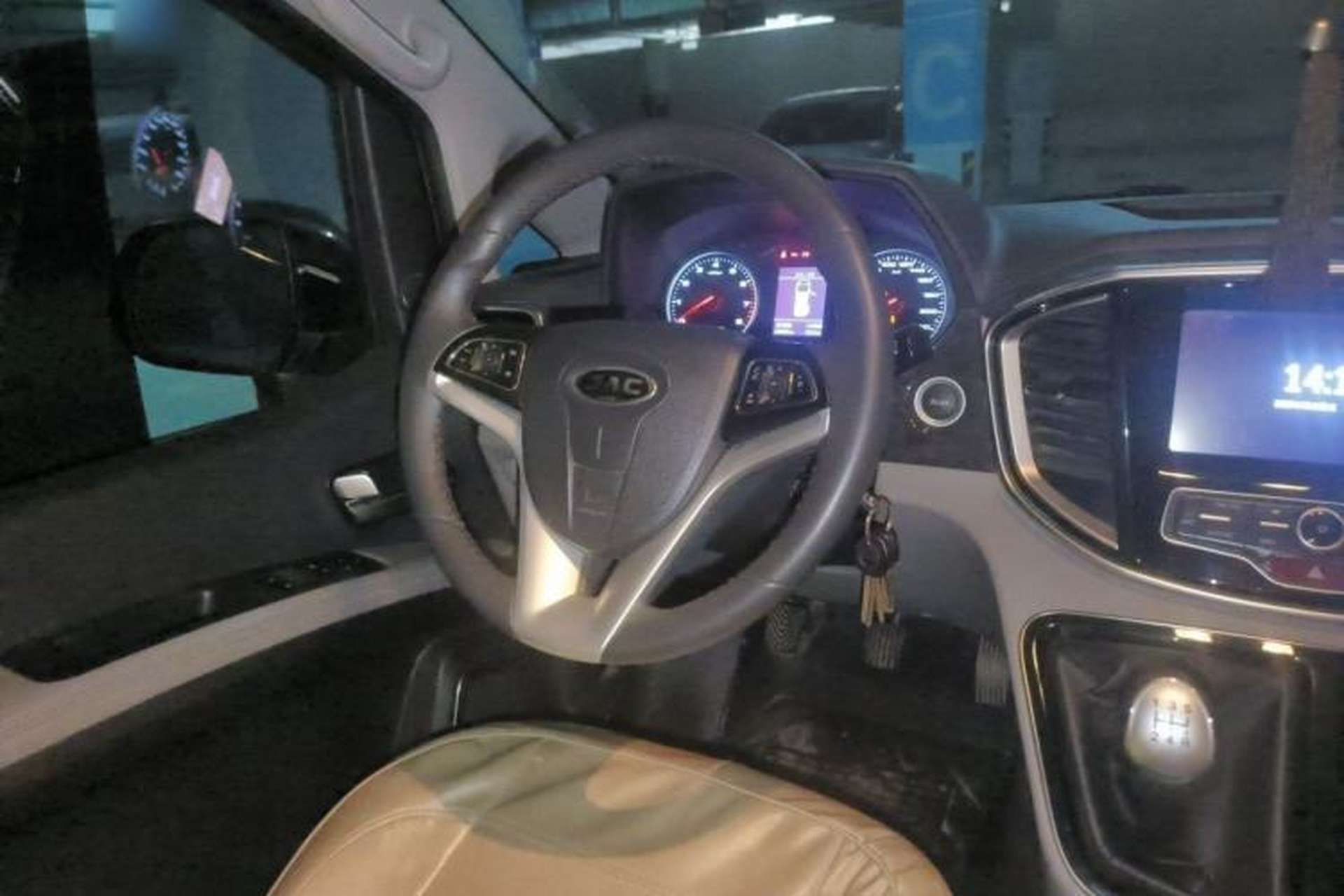 Used JAC Refine M4 2018 2.0L Manual Express Version Steering Wheel
