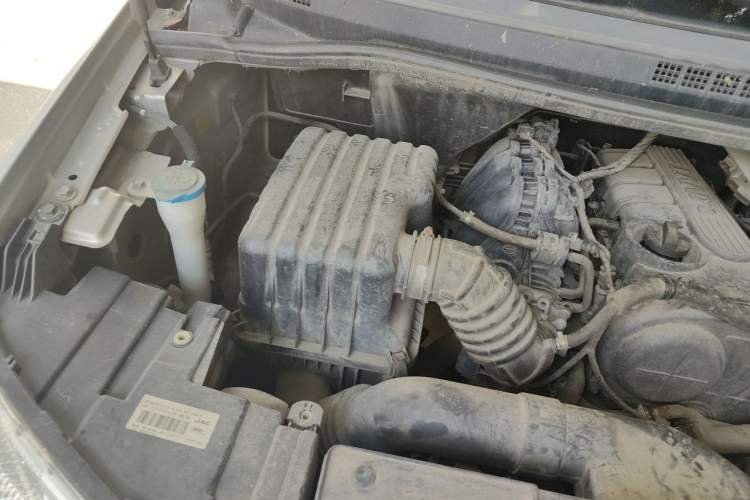 Used JAC Refine M4 2018 2.0L Manual Express Version Engine Bay Right