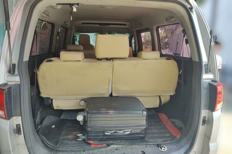 Used JAC Refine M4 2018 2.0L Manual Express Version Trunk