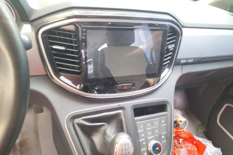 Used JAC Refine M4 2018 2.0L Manual Express Version Audio And AC Panel