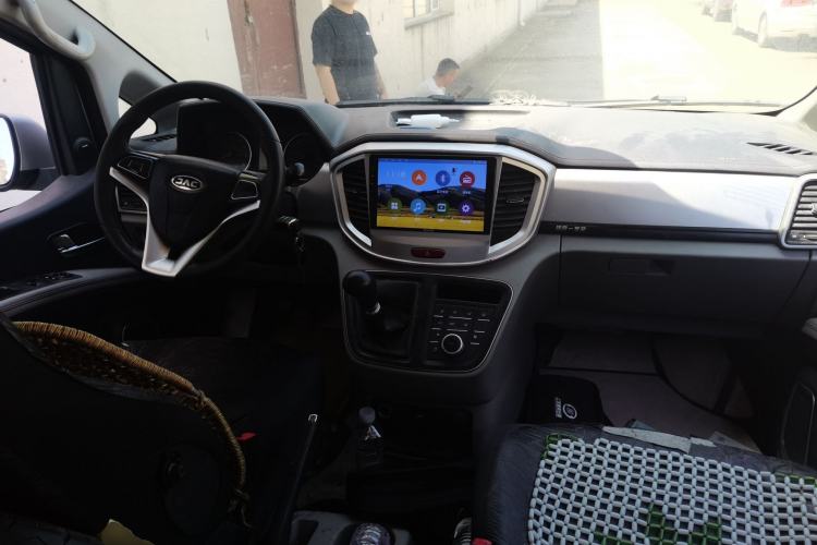 Used JAC Refine M4 2018 2.0L Manual Express Version Center Console