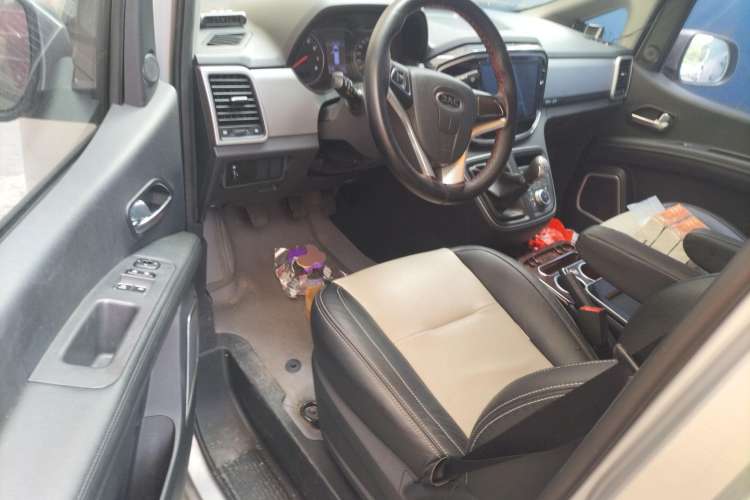 Used JAC Refine M4 2018 2.0L Manual Express Version Driver Seat