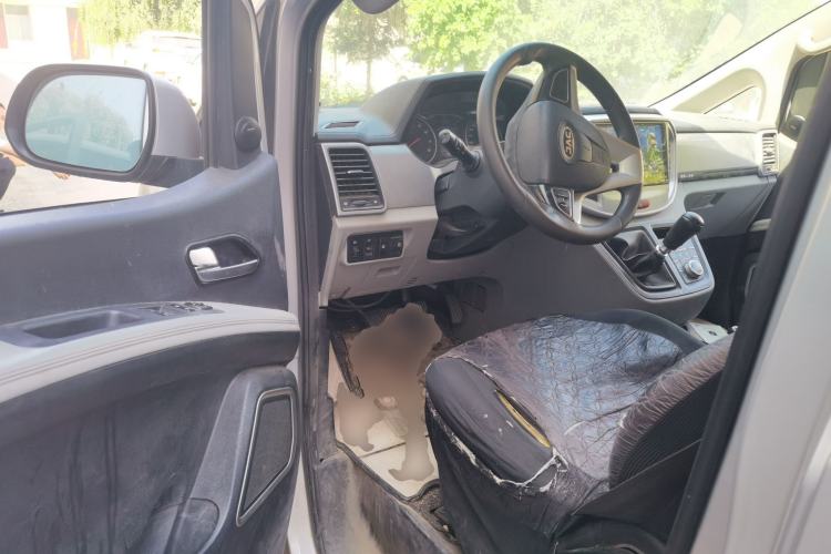Used JAC Refine M4 2018 2.0L Manual Express Version Driver Seat