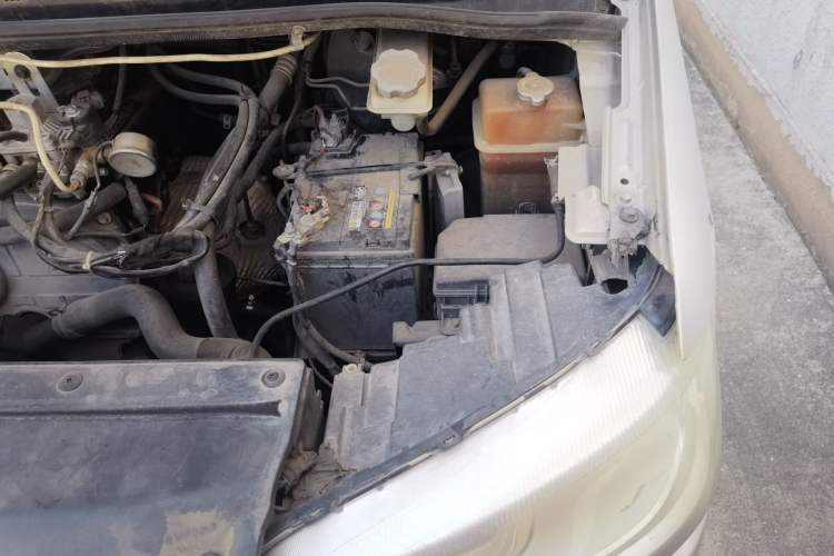 Used JAC Refine M4 2018 2.0L Manual Express Version Engine Bay Left