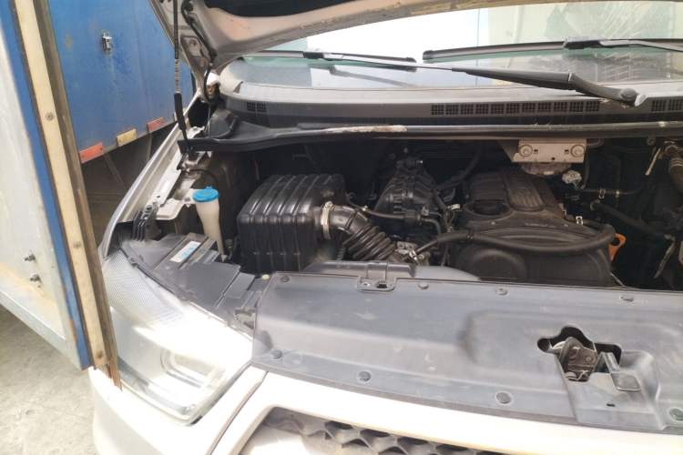 Used JAC Refine M4 2018 2.0L Manual Express Version Engine Bay Right