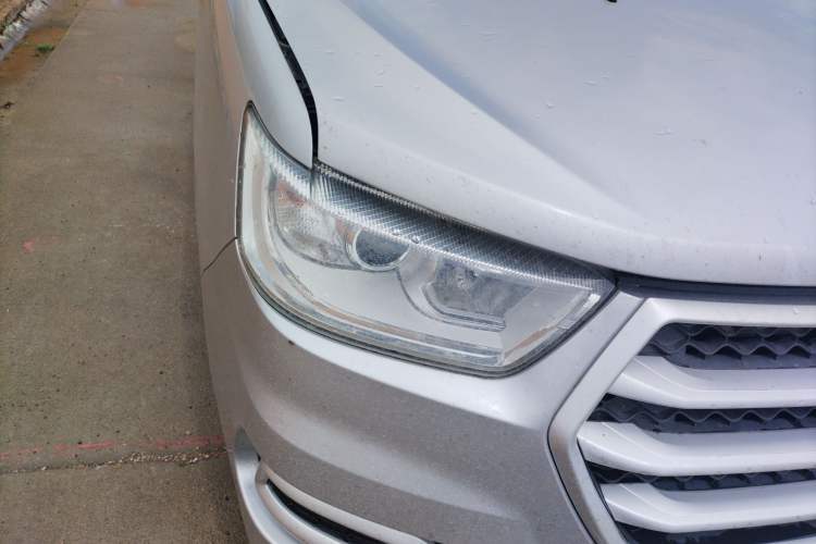 Used JAC Refine M4 2018 2.0L Manual Express Version Exterior 6