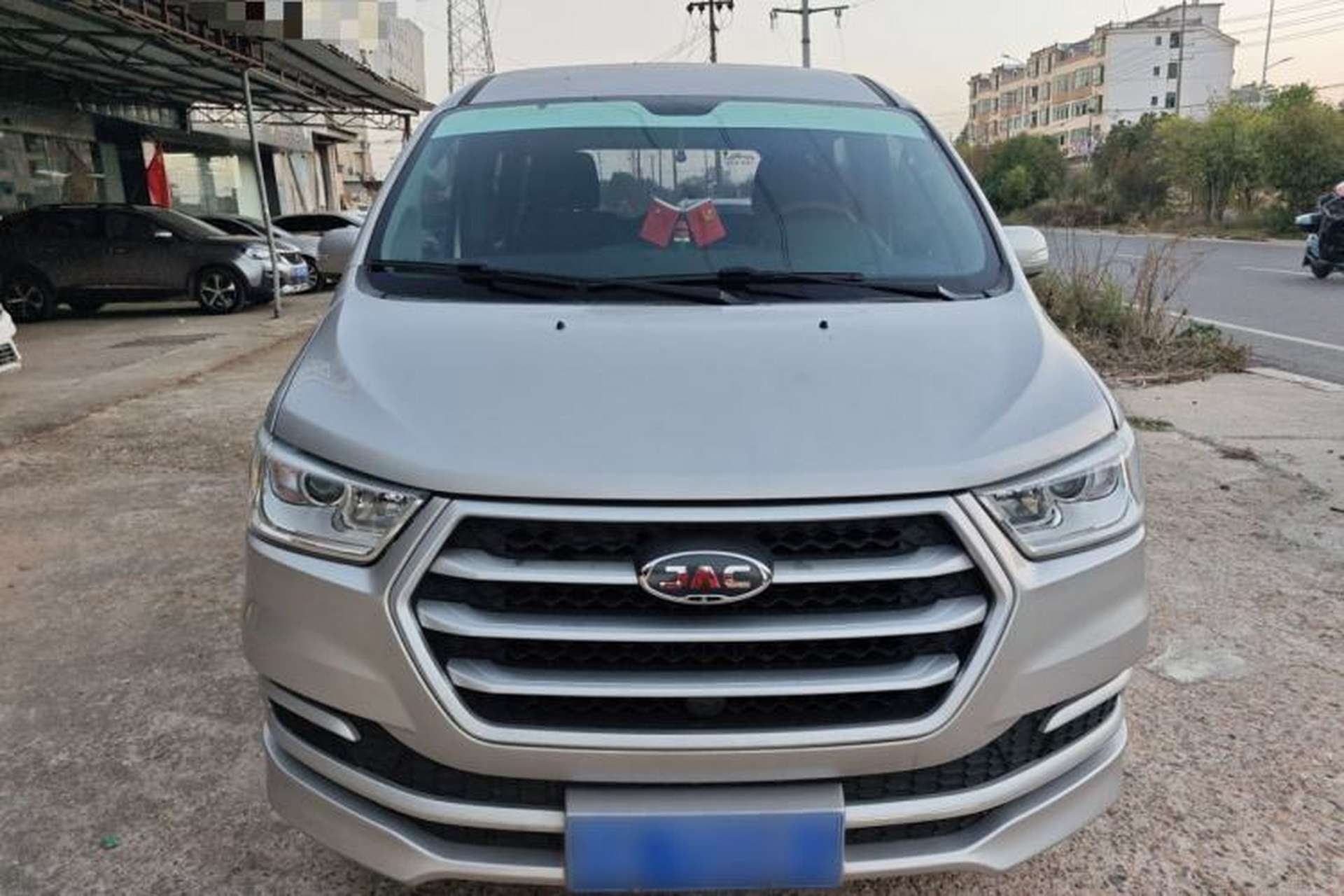 Used JAC Refine M4 2018 2.0L Manual Express Version Front