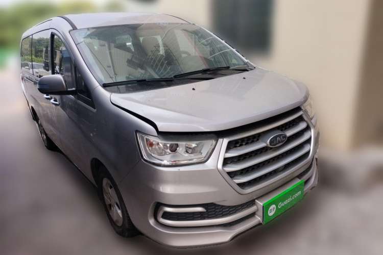 Used JAC Refine M4 2018 2.0L Manual Express Version Front Right 45 Deg
