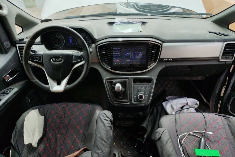 Used JAC Refine M4 2018 2.0L Manual Express Version Interior 2