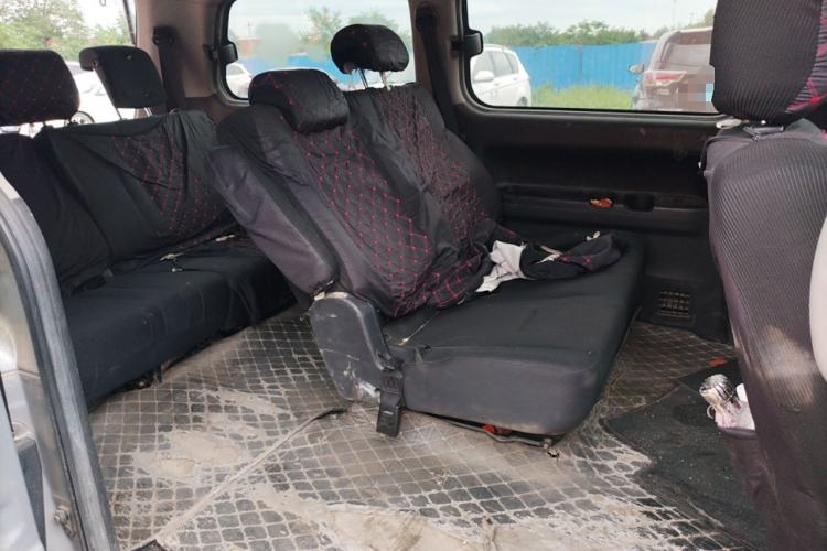 Used JAC Refine M4 2018 2.0L Manual Express Version Interior 4