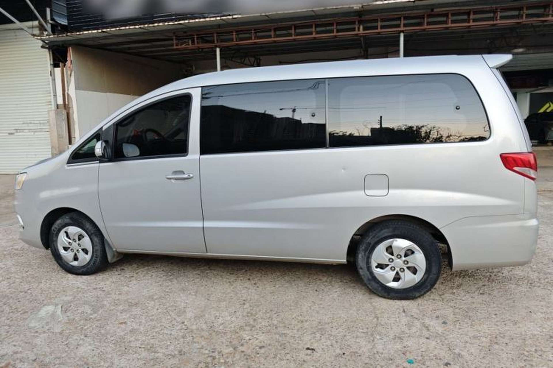 Used JAC Refine M4 2018 2.0L Manual Express Version Left Side
