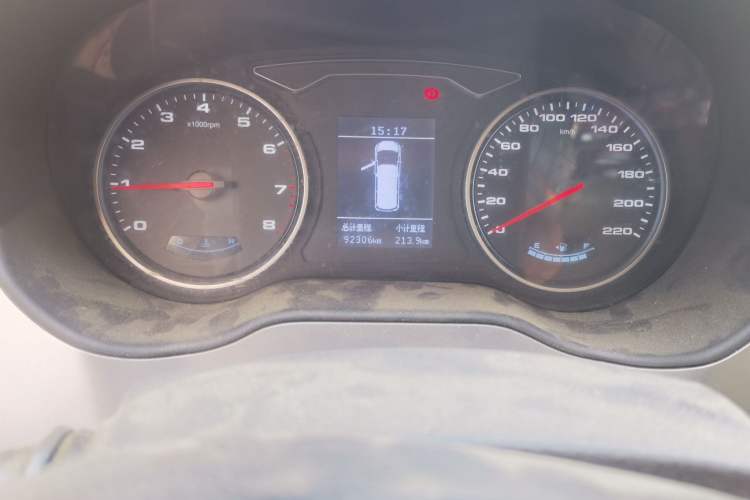 Used JAC Refine M4 2018 2.0L Manual Express Version Odometer Close Up
